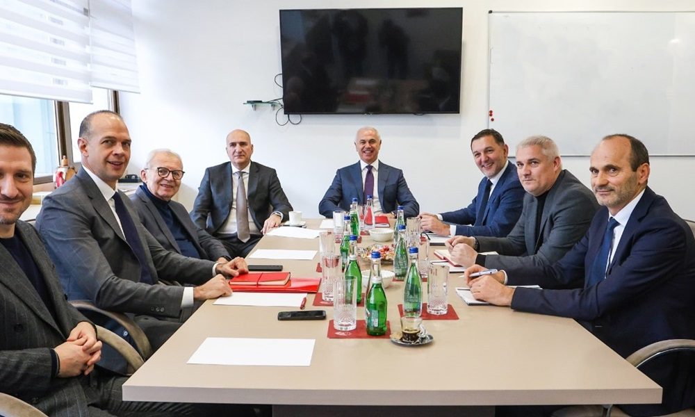 Rukovodstvo Crvene zvezde ugostilo čelnike FSS! Šest tema na sastanku