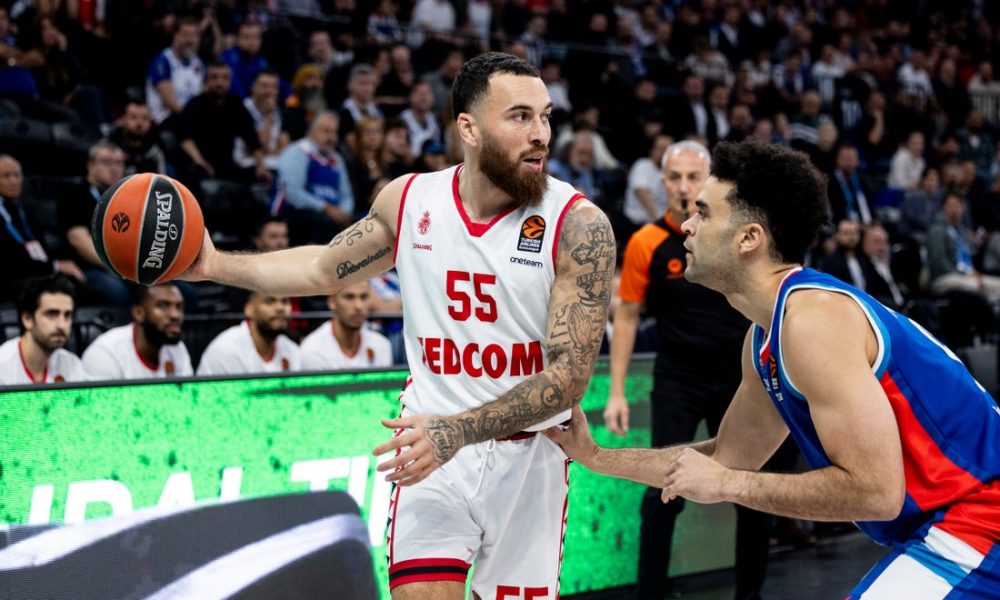 ZVEZDO, ČUVAJ SE OVOG ČOVEKA, NIJE DŽEJMS… Monako preokretom slavio pred dolazak crveno-belih