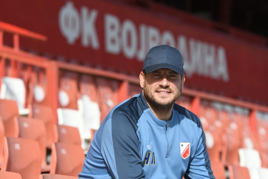 KAKAV JE OVO LAF Lalatović odseo u hotelu, pa završio na svadbi! Njegov poklon je ostavio mladence bez teksta