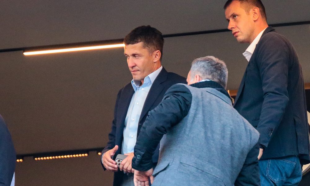 HIT SPOT PARTIZANA Saša Ilić u taksiju kod Neleta Karajlića: Vozi do Humske! (VIDEO)
