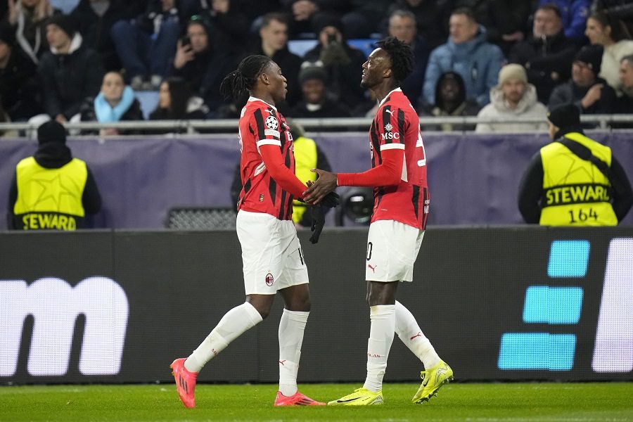 LIGA ŠAMPIONA Goleada „jorgandžija“ u Pragu! Milan za tri minuta slomio otpor Slovana (VIDEO)