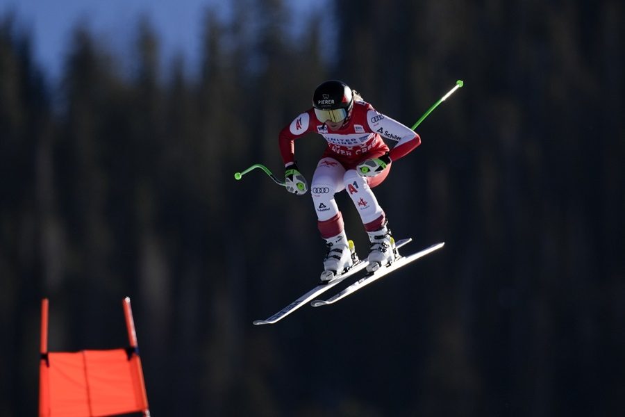 ALPSKO SKIJANJE Hiter pobednica prvog spusta ove sezone