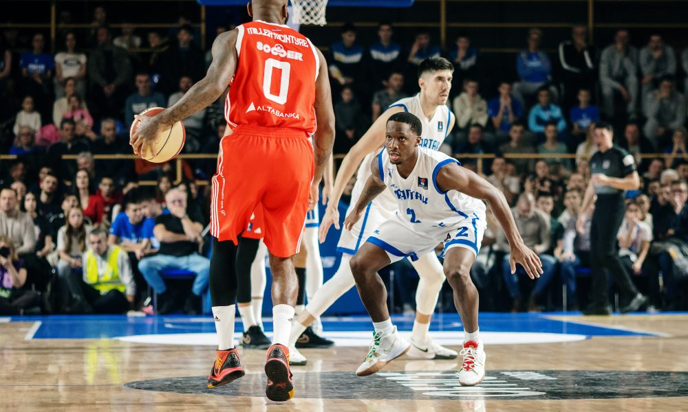 ZVEZDA SE MUČI U SUBOTICI Borbeni Spartak ima „+3“ protiv šampiona na poluvremenu (VIDEO)