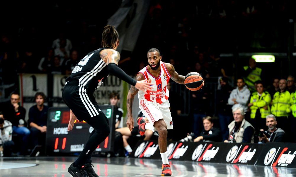 ZVEZDA VODI U BOLONJI Crveno-beli čvrsti u odbrani i mudri u napadu! Mitrović se konačno aktivirao