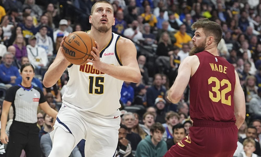 JOKIĆ NAUČIO AMERIKANCE KADA SLAVI BOŽIĆ Denver mu čestitao praznik na srpskom! (FOTO)