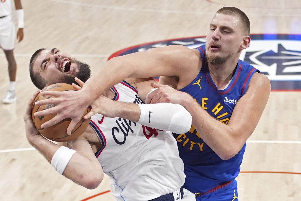 JOKIĆ STIGAO SLAVNOG MEDŽIKA Somborac upisao istorijski tripl-dabl, ali je Denver poražen od Klipersa (VIDEO)