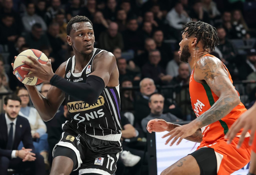 Kako da Partizan odoli ovim ponudama? Nisu samo Izraelci, po Bongu kreće i španski velikan!