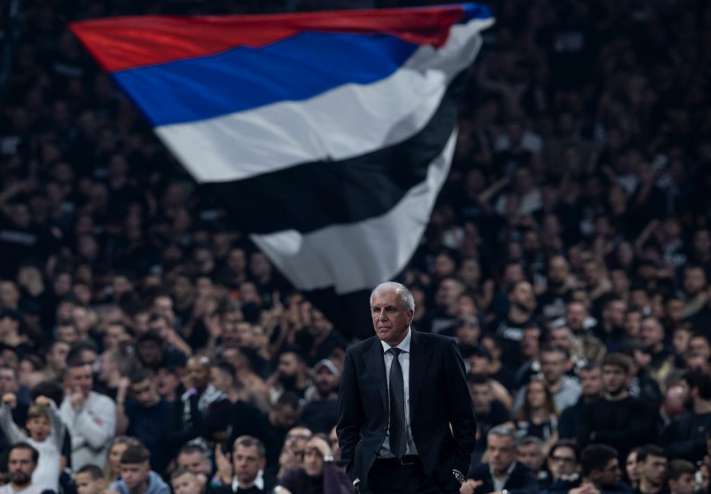 OBRADOVIĆ POSLE POBEDE: Loptu je uzimao ovaj što je držao čas košarke! Vanja neće skoro…
