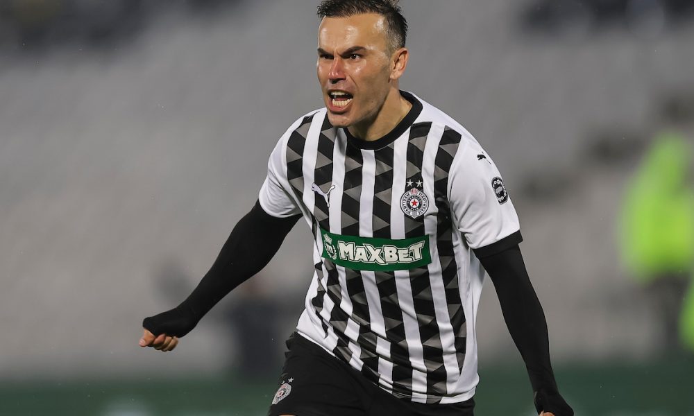 PARTIZAN POVEO POSLE TRI MINUTA Natho nije dao lakši gol u karijeri! Užasna greška golmana Radničkog (VIDEO)