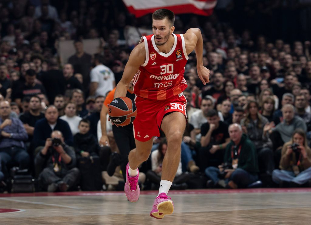 Olimpijakos podigao cenu za otkup Petruševa! U trci sa Zvezdom dva evroligaša