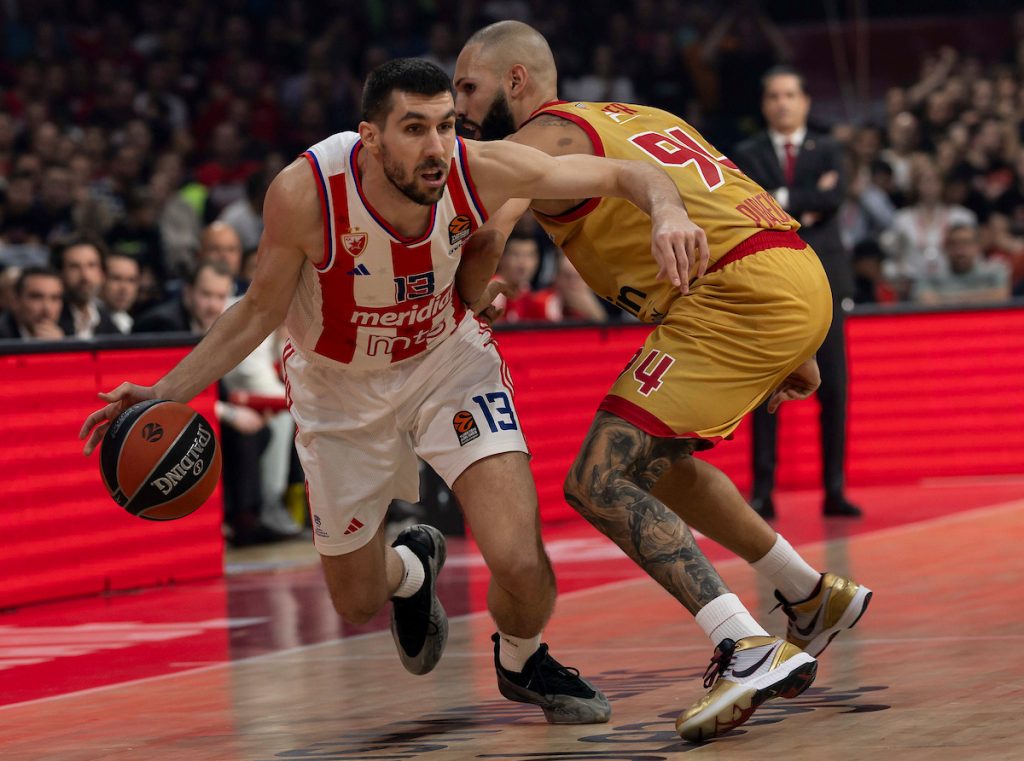 ZVEZDA DOMINIRA Olimpijakos u velikim problemima! Sferopulosov tim ima dvocifrenu prednost pred završnicu (VIDEO)