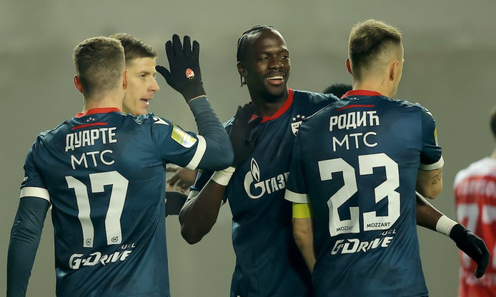 ZVEZDA ZAVRŠILA POSAO NA VOŽDOVCU Ilić pomogao Ndiaju da mu pobegne za gol u borbi za najboljeg strelca Superlige! Katai 3:0! (VIDEO)