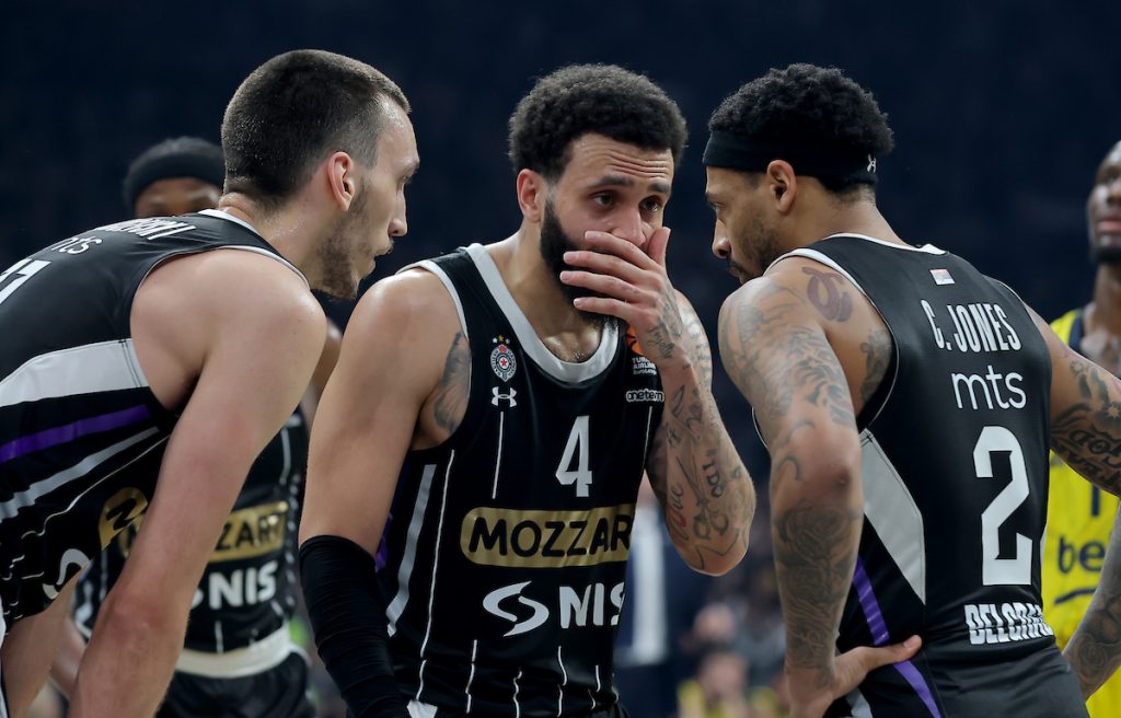 Za njega u NBA nema mesta, u dresu Partizana drži časove košarke, a deluje da ono pravo tek sledi (VIDEO)