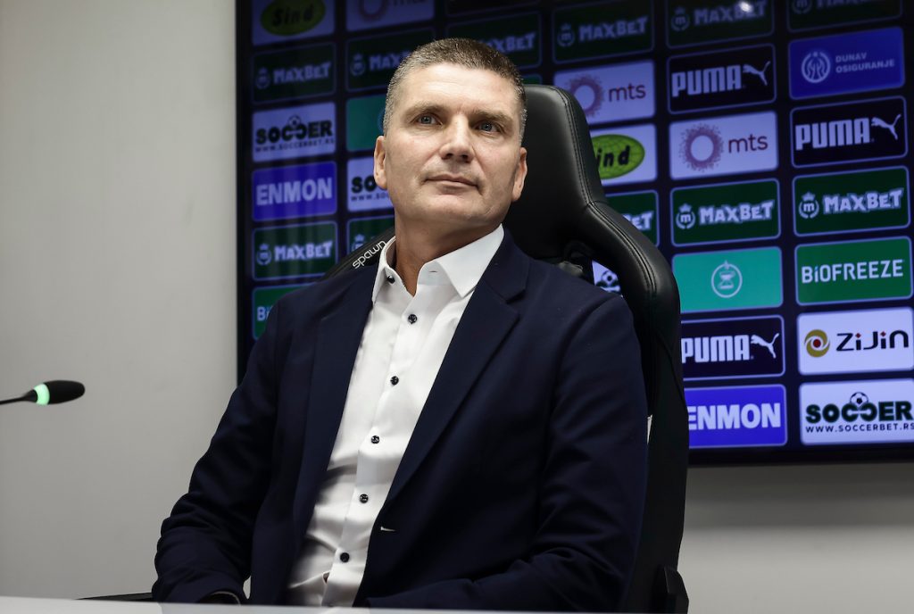 SAZNAJEMO Novi trener Partizana možda vrati defanzivca, dobro poznatog „grobarima“ (FOTO)