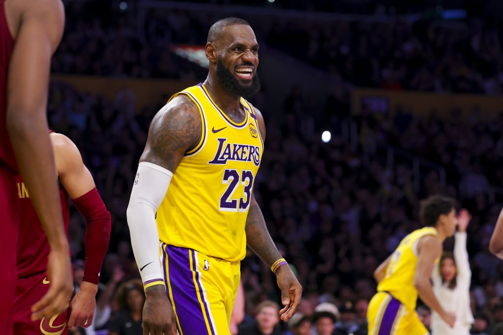 STVARNO JE KRALJ Lebron Džejms rekorder u 41. godini! Ispisao novu stranicu istorije NBA