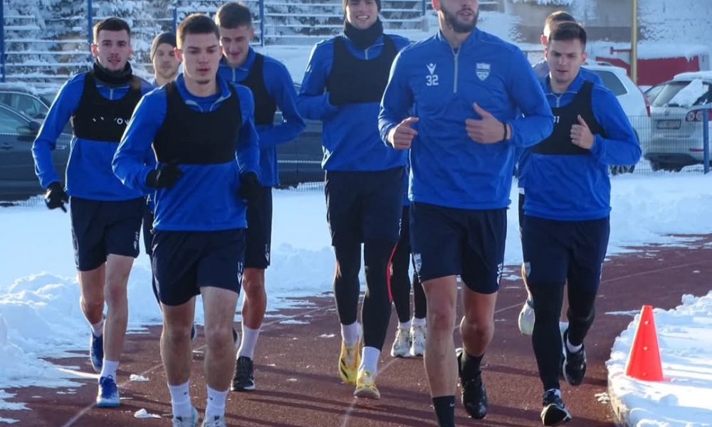 PAZARCI U ANTALIJI Forma se brusi u toplijim krajevima! Evo kakva je situacija sa Ljajićem… (VIDEO)