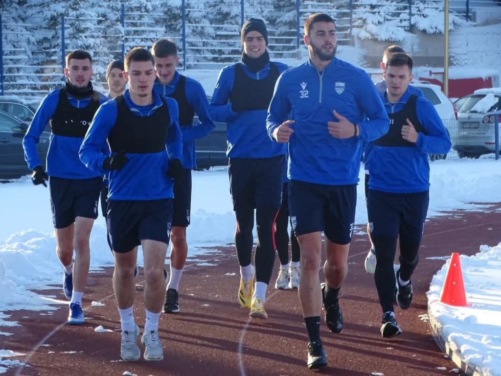 PAZARCI U ANTALIJI Forma se brusi u toplijim krajevima! Evo kakva je situacija sa Ljajićem… (VIDEO)