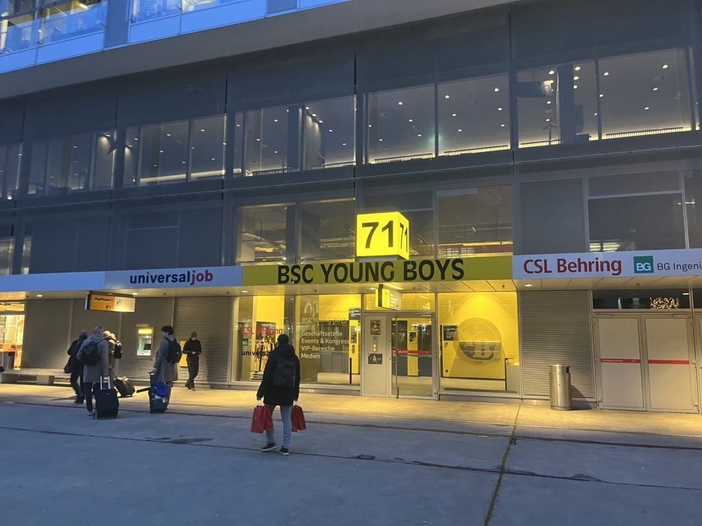 ŠVAJCARCI NA OPREZU „Delije“ stigle u Bern, policija u pripravnosti (FOTO)