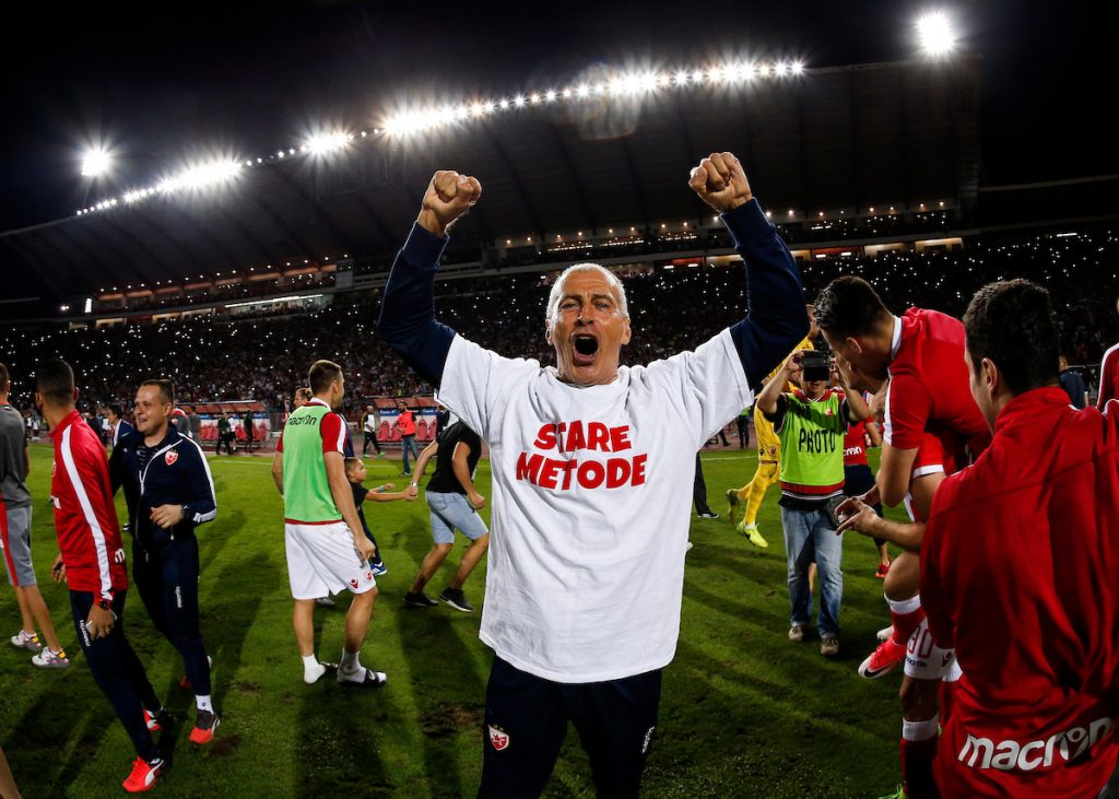 FUDBALERI SU GA VOLELI Od Bate se opraštaju bivši igrači Zvezde, stranci i reprezentativci! Samo se klub još nije oglasio (FOTO)