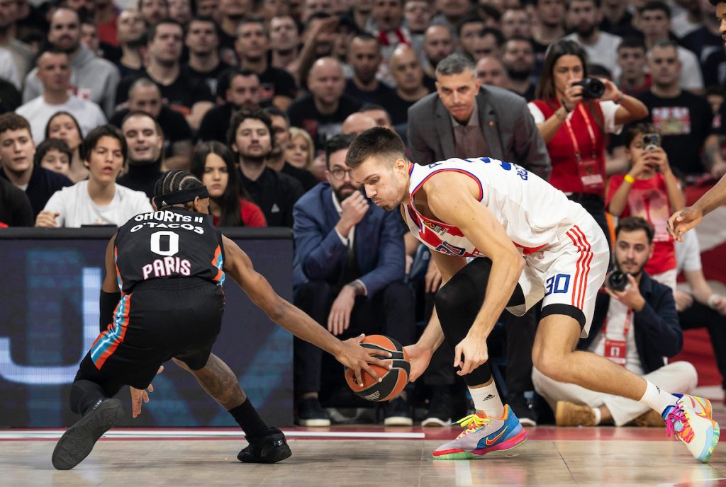 ZVEZDA GAZI SVE PRED SOBOM Arena progutala Pariz! Maestralno drugo poluvreme Sferopulosove mašinerije (VIDEO)