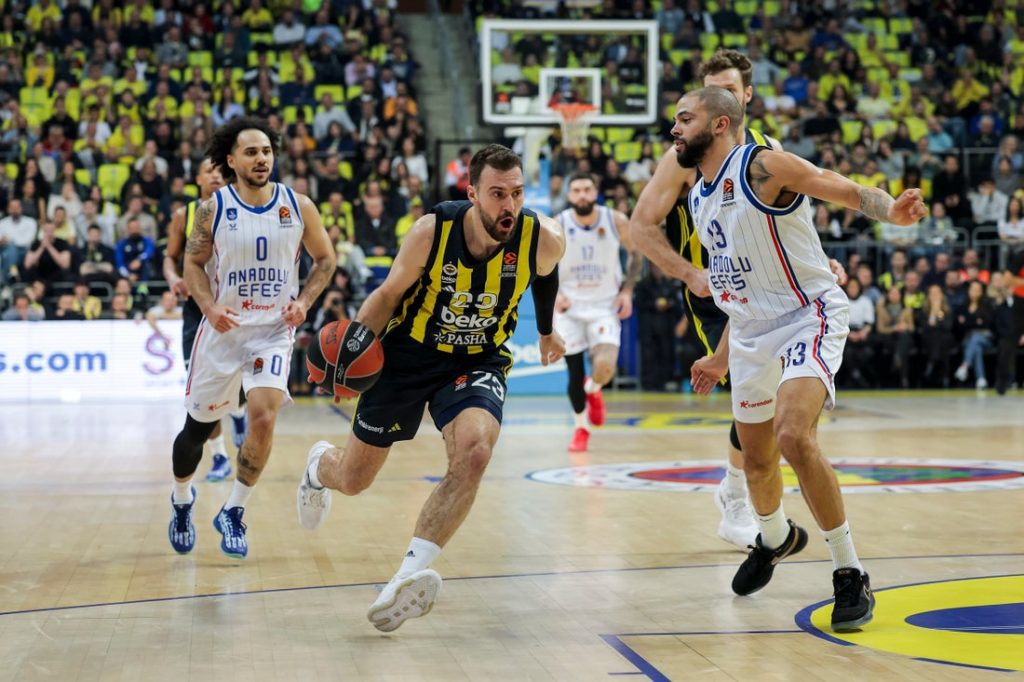 EVROLIGA Rano je za računice… Ipak, Fenerbahče je učinio malu uslugu Zvezdi! Gudurić odličan