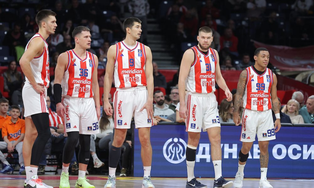PROBLEM ILI PREDOSTROŽNOST? Važan igrač Zvezde napustio teren držeći se za mišić! Do kraja se nije vraćao na teren