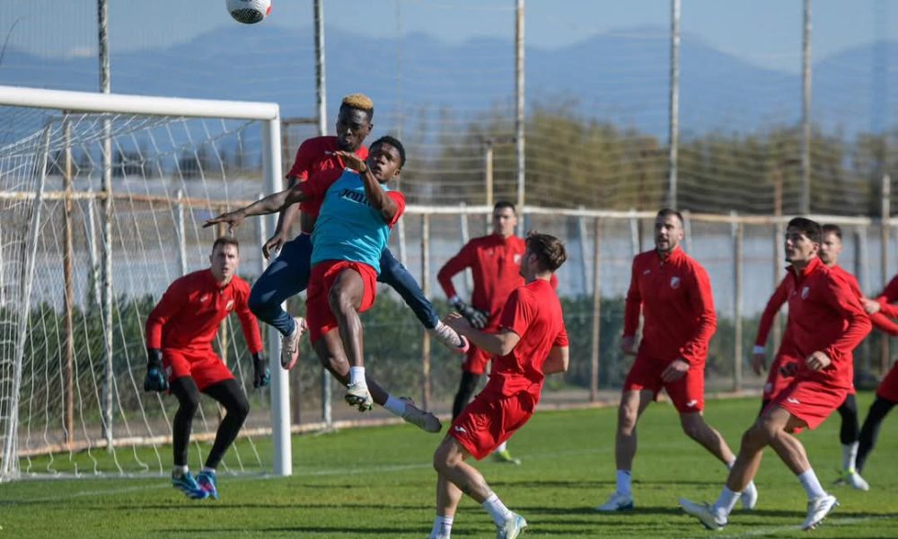 OPORAVAK TEČE PO PLANU Vošin napadač na pripremama radi po posebnom režimu, a uskoro se očekuje njegov povratak na teren! (FOTO/VIDEO)