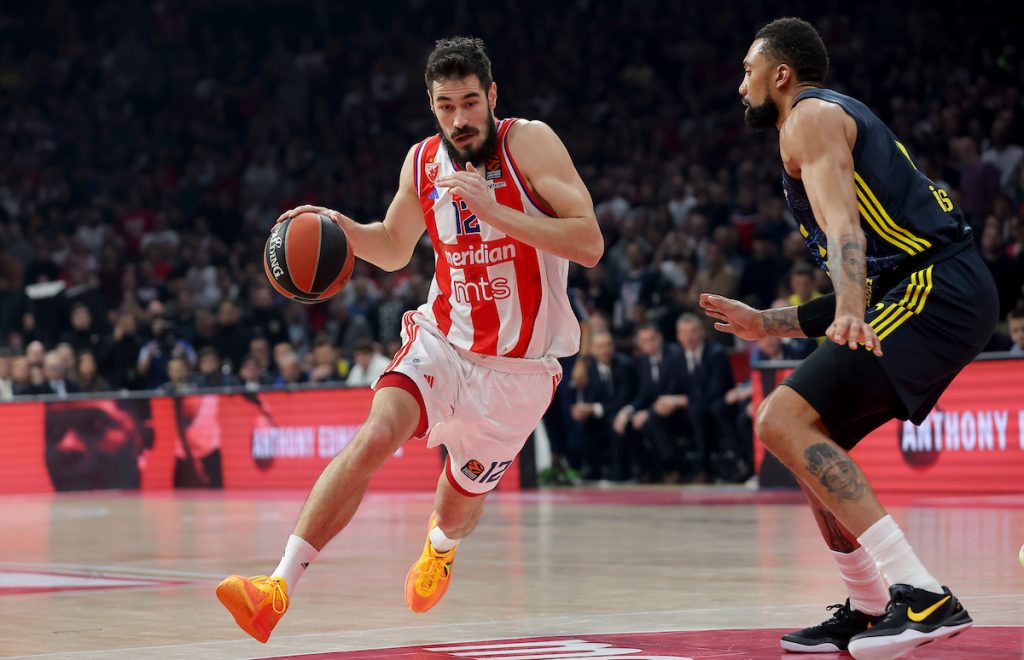 FENEROVE TROJKE MUČE ZVEZDU Crveno-beli imaju „-6“ na pauzi! Potrebna je bolja odbrana (VIDEO)
