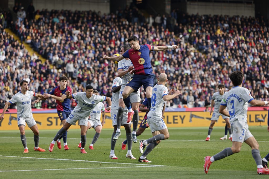 LA LIGA Mučila se Barsa, ali je Leva srušio Alaves (VIDEO)