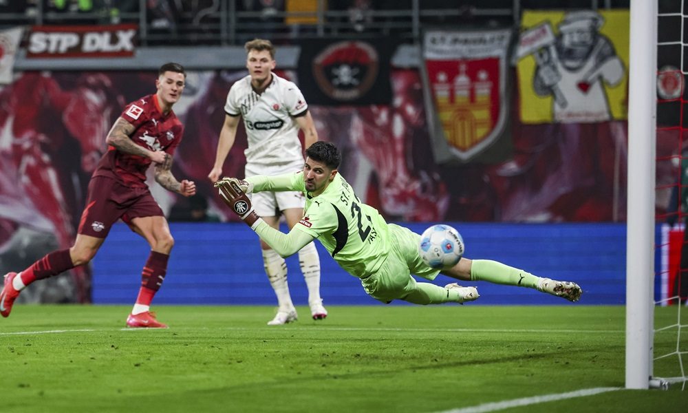 BUNDESLIGA Lajpcig pobedio posle četiri kola (VIDEO)
