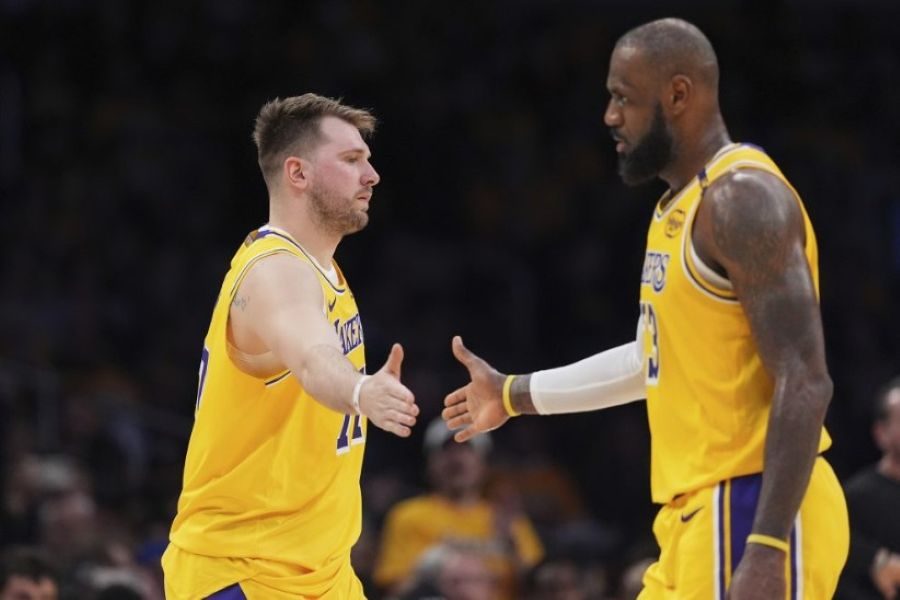 Haos u Lejkersima! Lebron ili Dončić? Jedan je višak!