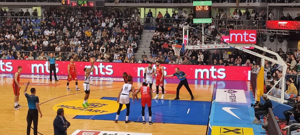 PARTIZAN NIJE DOZVOLIO IZNENAĐENJE Vojvodina mučila crno-bele, „parni valjak“ je samleo u poslednjoj četvrtini
