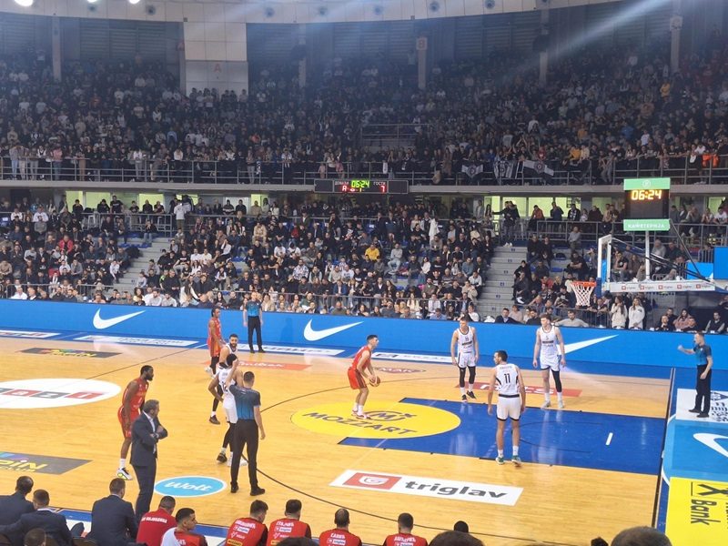 POLUVREME Partizan hita ka polufinalu Kupa Radivoja Koraća! Vojvodina pruža otpor samo na momente