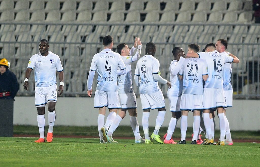 ŠOK U HUMSKOJ Spartak vodi 1:0, Gaćinović je… (VIDEO)
