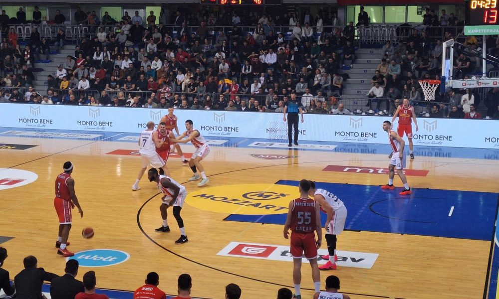 ZVEZDA LAGANO KRENULA U ODBRANU TROFEJA Crveno-beli ubedljivi protiv Borca iz Čačka! Kostić oduševio Pešića i „delije“ (VIDEO)