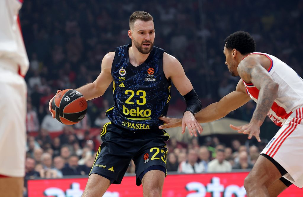 „DELIJE“ U EUFORIJI Marko Gudurić od leta u Zvezdi? Oglasio se Miško Ražnatović…