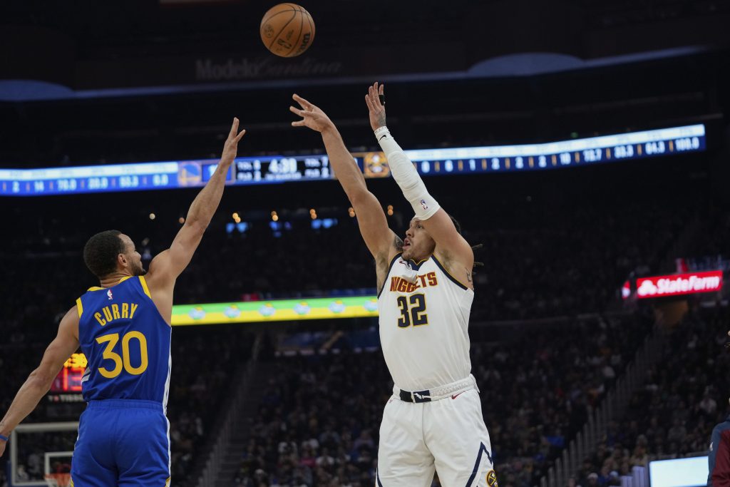 Denver slavio bez Jokića – Gordon srušio Ratnike (VIDEO)