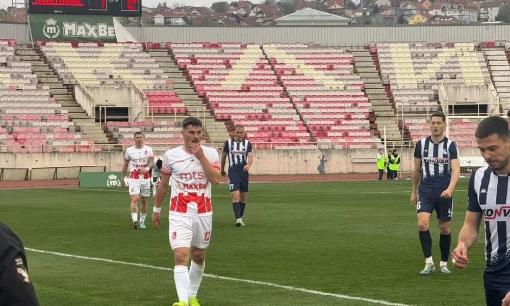 Plej-aut: Radnički nikako da pobegne iz opasne zone