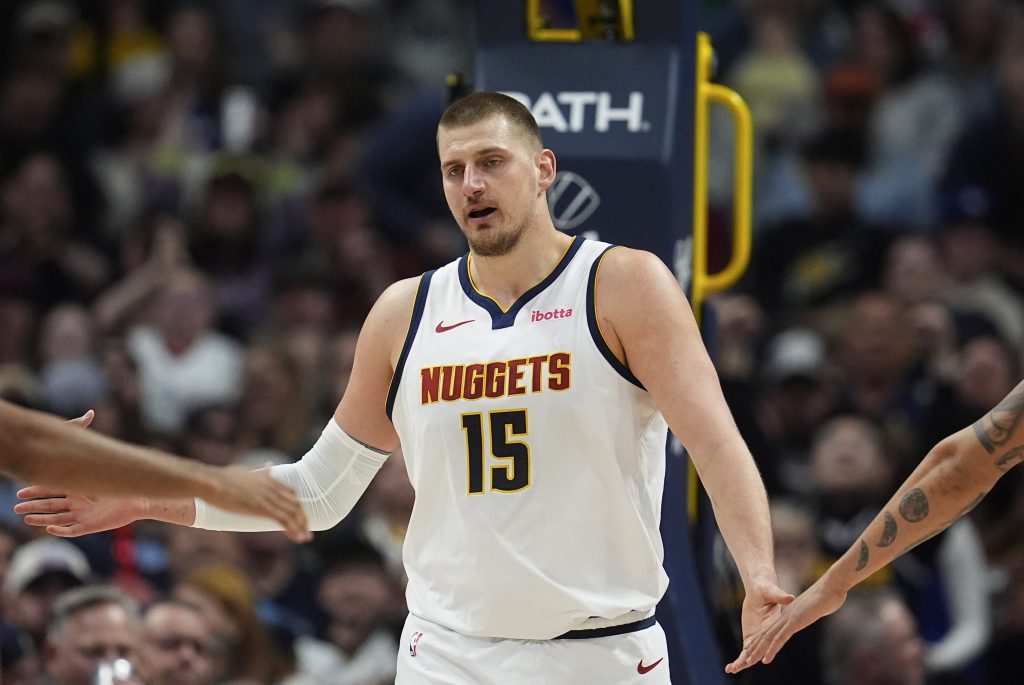 Nikola, mora i odbrana! Jokićevih 40 poena nije pomoglo Denveru