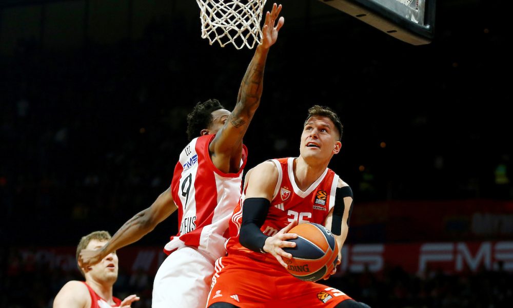 Senzacija u Pireju! Desetkovana Zvezda ponovo slavila nad Olimpijakosom