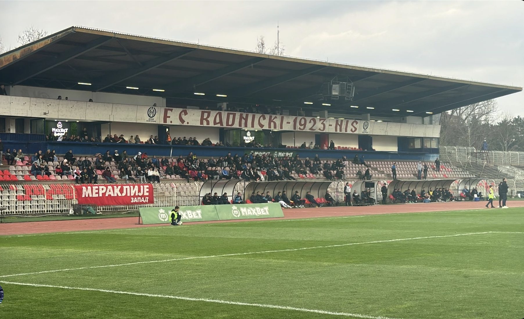 Čair i MaxBet