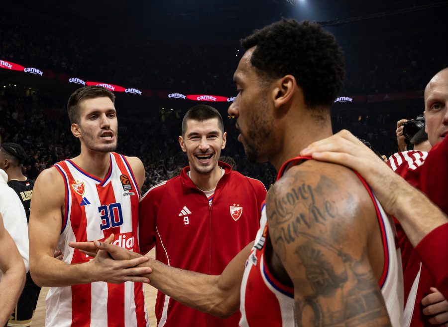 Džoel Bolomboj, Filip Petrušev i Luka Mitrović posle utakmice sa Monakom (Foto: Starsport)