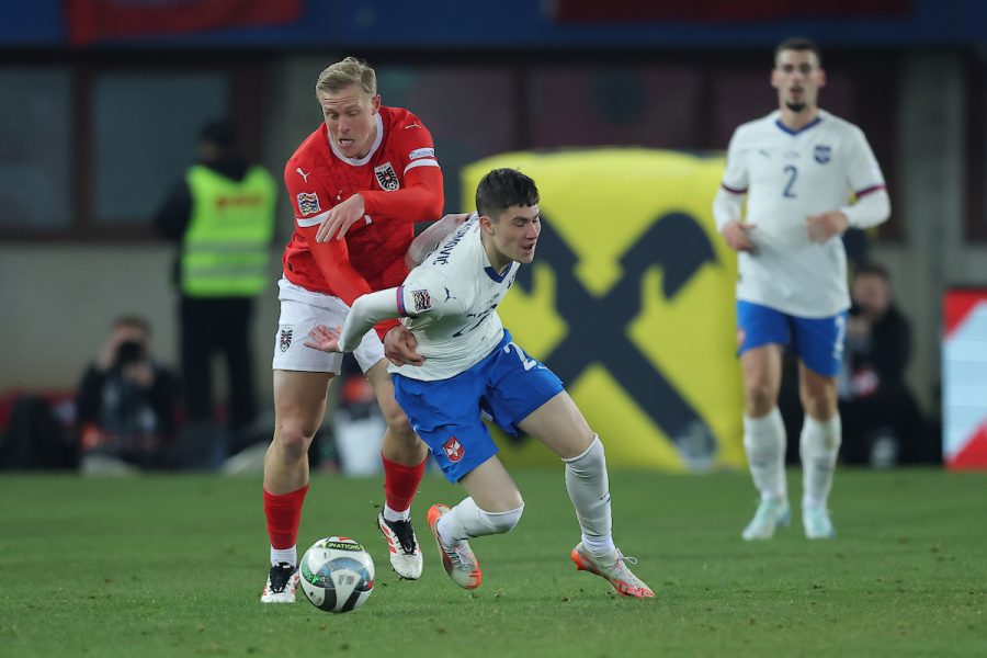 Andrija Maksimović na utakmici protiv Austrije (Foto: Starsport)
