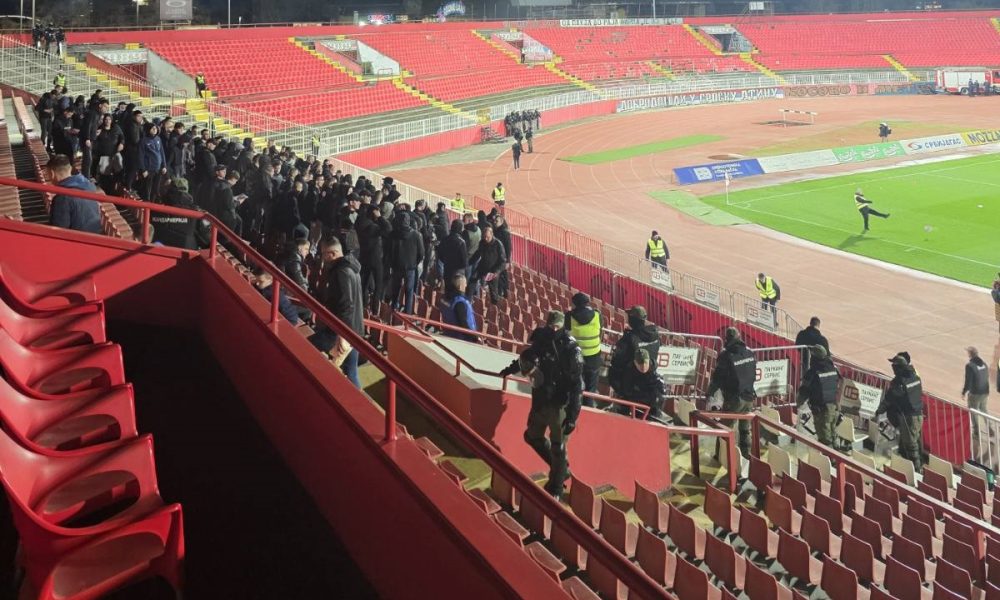 Nesvakidašnja scena na „Karađorđu“: „Firma“ na zapadu, Zvezdini navijači samo na jugu (VIDEO)