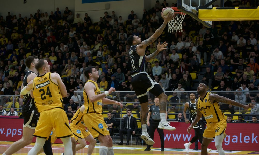 Partizan bez problema u Splitu! Crno-beli idu ka prvom mestu