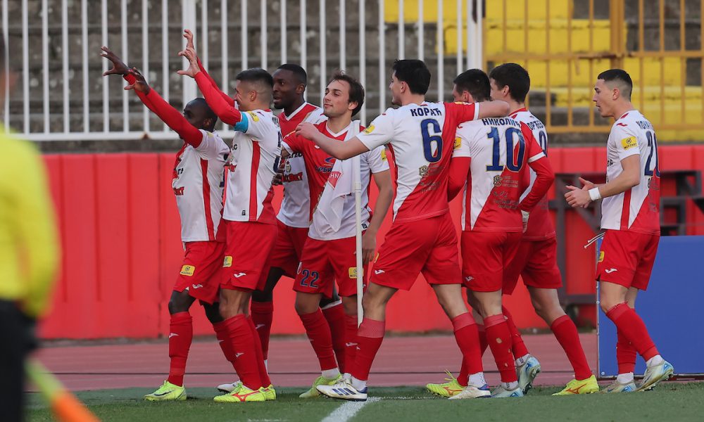 ŠAMPION JE ODAVNO VIDLJIV, ALI… Ko će da prođe u gornji dom Superlige? Kolona je poduža…