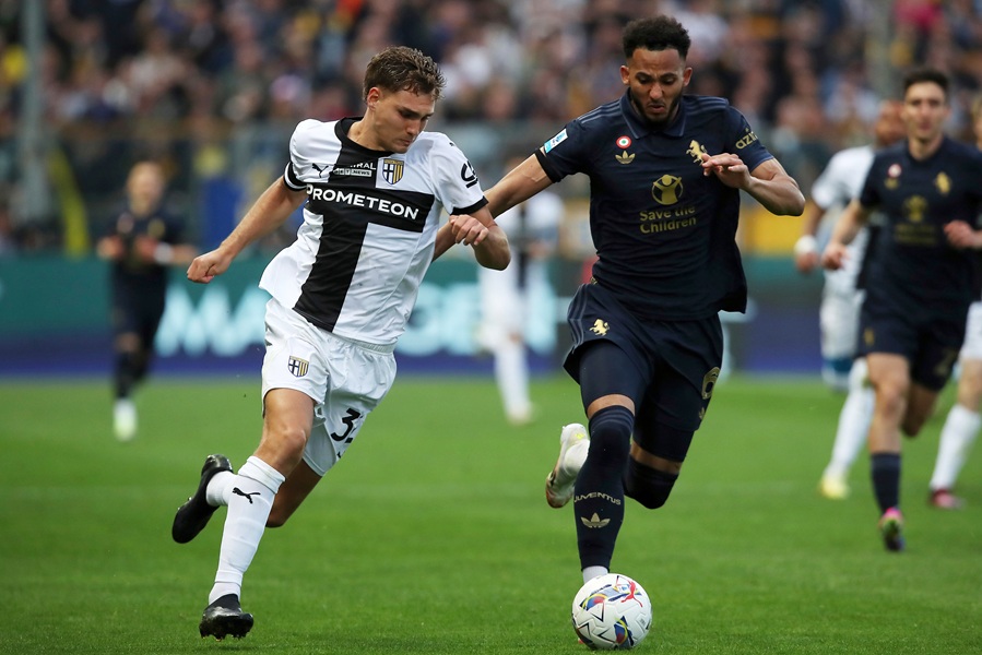 Serija A: Parma šokirala „staru damu“! Brine i povreda Vlahovića