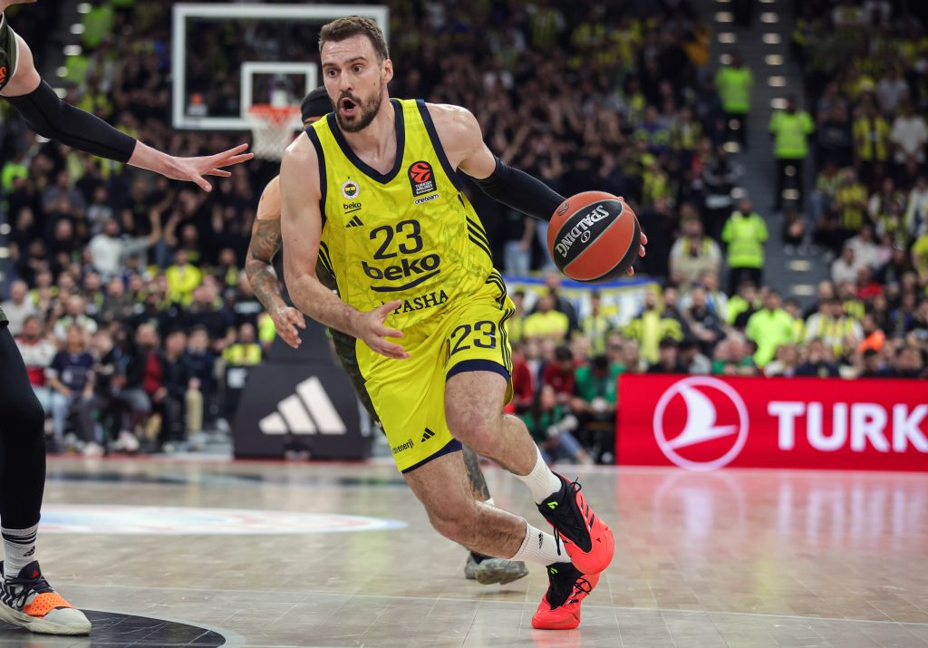 Zvezda ovoj sumi nije mogla da parira! Evo kolika je plata Marka Gudurića u Milanu
