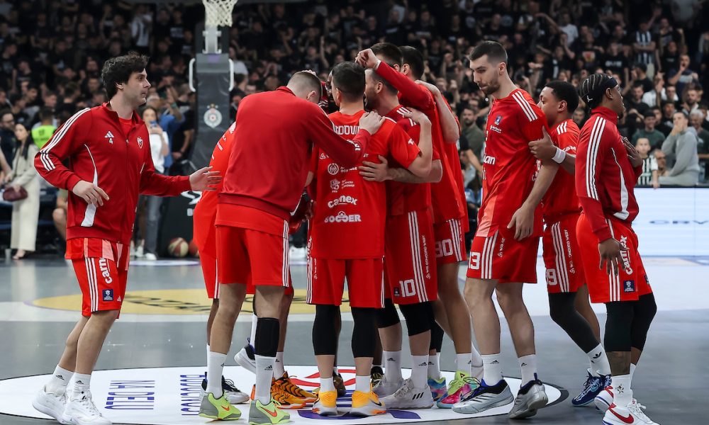 Košarkaši Zvezde istrčali na zagrevanje, Arena se „zatresla“ od buke