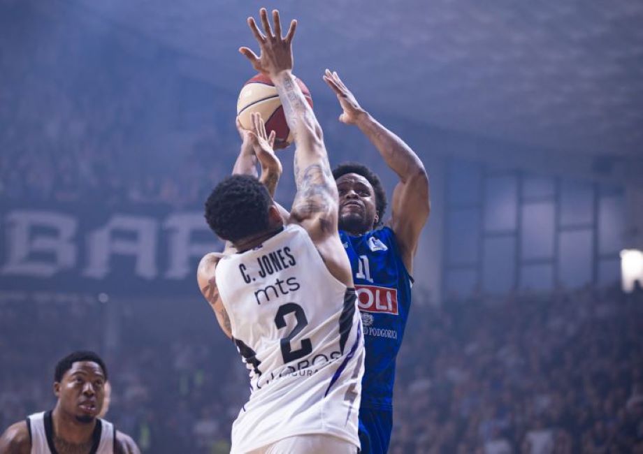 Derbi sezone: Budućnost srušila Partizan i blizu je „pol“ pozicije